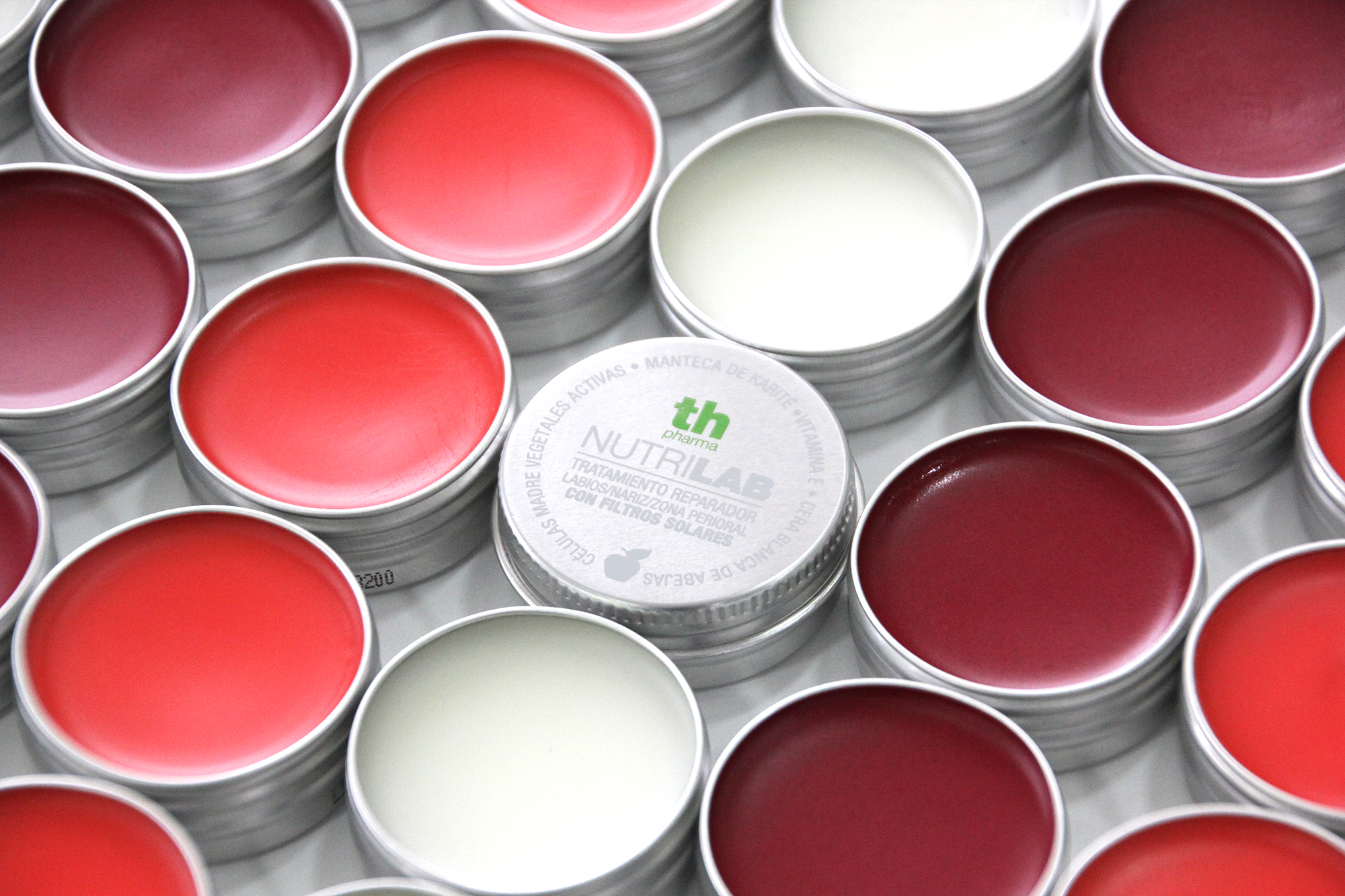 Tratamiento de labios Nutrilab con color