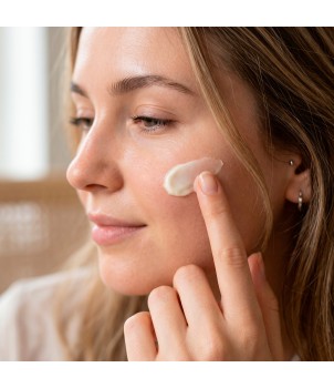 Facial sunscreen SPF 50 with Vitamin D Vitamin Sun